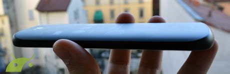 Recensione YotaPhone 2