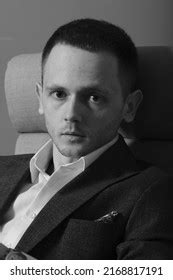 Man Business Suit Stock-Photo 的图像结果