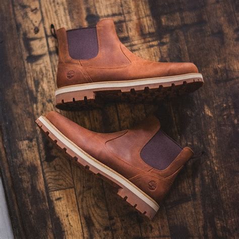 Britton Road Chelsea Boot for Men in Brown