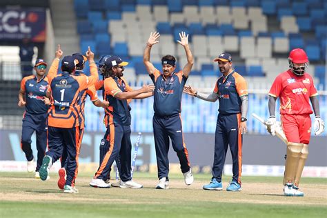 Manoj Tiwari's Bhojpuri Dabangs ready to roar in Hyderabad after Dubai ...