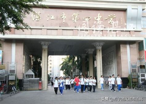 经管学院志愿者到湛江二中宣传预防甲流知识-广东海洋大学