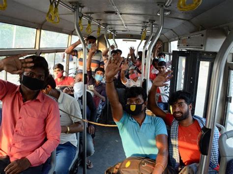 Long Queues For Liquor, Traffic Jams: What First Day Of Lockdown 3.0 ...