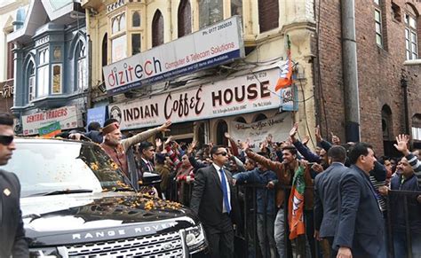 PM Modi Stopped At Coffee Shop On The Mall Road After Returning From ...