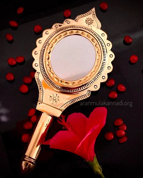 Aranmula Kannadi AM11801 – ARANMULA KANNADI