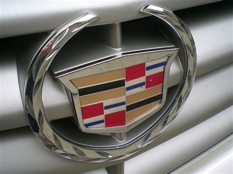 🔥 [50+] Cadillac Emblem Wallpapers | WallpaperSafari