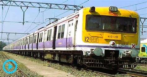 Pune Local Train 的图像结果