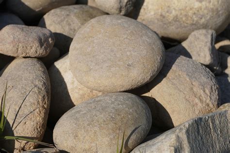 How Heavy Is One Stone