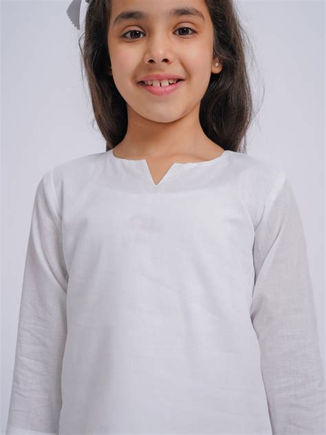 VASTRAMAY Girls' White Only Kurta – vastramay
