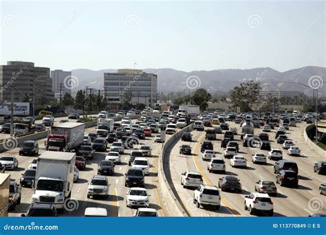 Traffic on 405 Freeway Los Angeles CA Editorial Stock Image - Image of ...