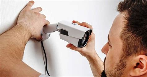 How to Install a DIY Security System 的图像结果