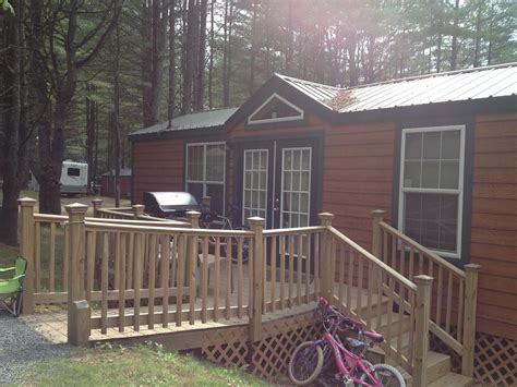 QUECHEE / PINE VALLEY KOA (White River Junction) - Campground Reviews ...