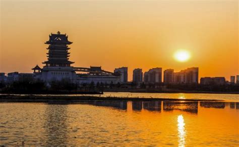 山东又一城市将崛起，面积省内第一，因发展快被称“下一个上海”__财经头条