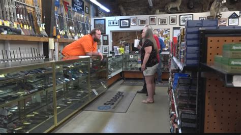 More than 20 guns stolen from south county gun store | ksdk.com