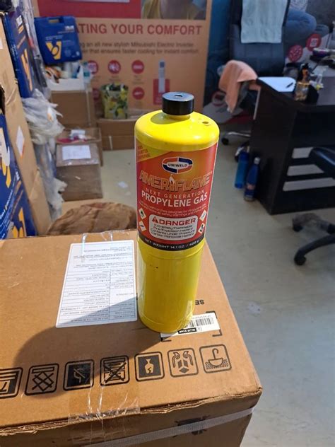 Refrigerant Gas - Huyai Refrigeration Compressors Wholesaler from Mumbai