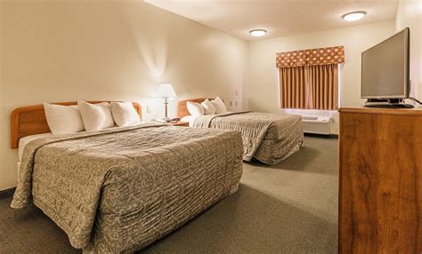 SUPERTEL INN & CONFERENCE CENTER (Creston) - Hotel Reviews, Photos ...