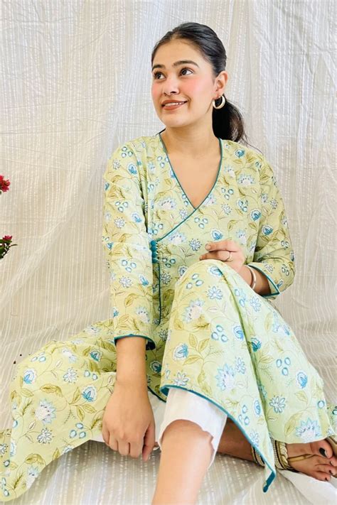 SAGE GREEN BLOCK PRINT ANGRAKHA KURTA – Bohemian Dream