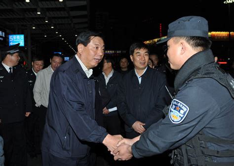 公安部副部长刘彦平到铁路上海站等检查安保-搜狐新闻