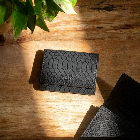 Buy HAMELIN Mega Card Wallet - Black Croc Online