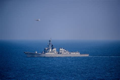 USS Mason Shoots Down Houthi Anti-Ship Ballistic Missile - USNI News