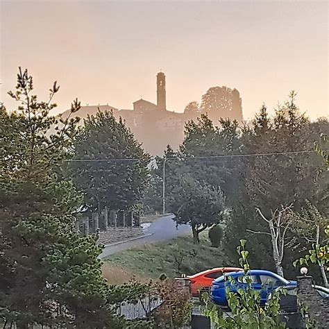 LA CASA DI TALIN (Serravalle Langhe) - Hotel Reviews, Photos, Rate ...