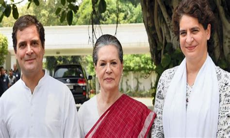 स्वदेश विशेष: पैसा बोलता है…गांधी परिवार के इर्दगिर्द एनजीओ का विदेशी ...