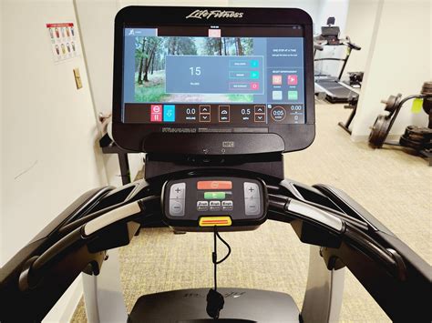 Life Fitness 95T Review _ Life Fitness Club 95T Treadmill is sturdiest ...