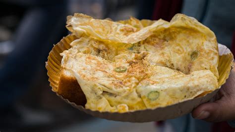Street Food In Jaipur: A Culinary Journey Across The Pink City