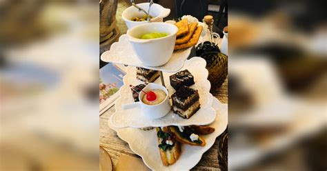 Visit This Bistro In A Vintage Backdrop! Amour | LBB