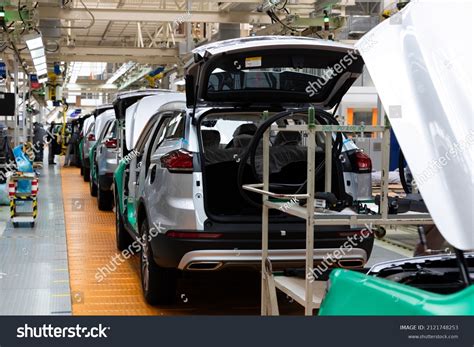 Car Shell Assembly Line 的图像结果