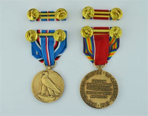 2 WWII Medals & Ribbons - American Theater & WW2 Victory - Regulation ...