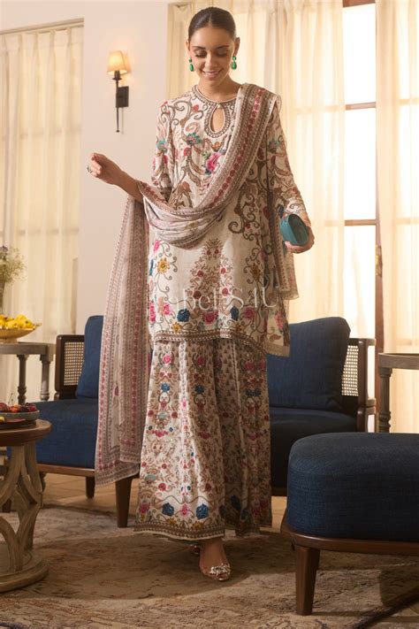 Shop Women's Traditional Ethnic Wear Online – Label S4U