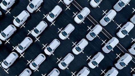 No COE CNY ang pow from LTA for motor traders and new car buyers, with 210 fewer car COEs for ...