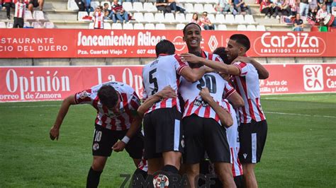 El Zamora recupera la sonrisa ante el Mérida - AS.com