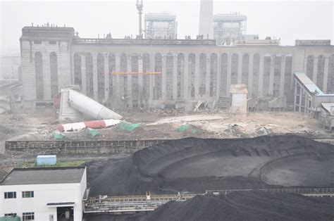 中人爆破圆满完成常州热电厂大烟囱爆破拆除工程-广东中人爆破工程有限公司