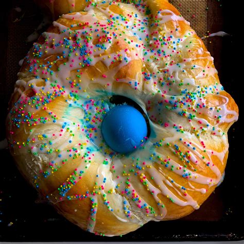 Italian Easter Bread (Pane di Pasqua) - Feeling Foodish