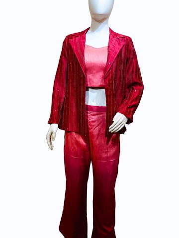 RITI RIWAZ – DressLand Global