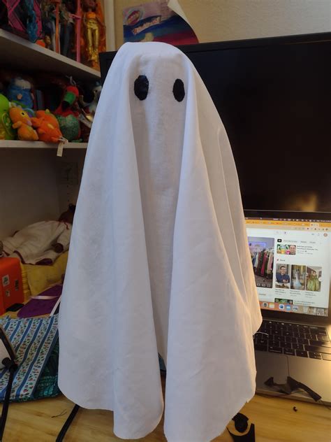 I made a sheet ghost costume for my doll! : r/americangirl
