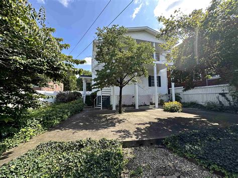 1604 Montgomery Avenue — Think Ross