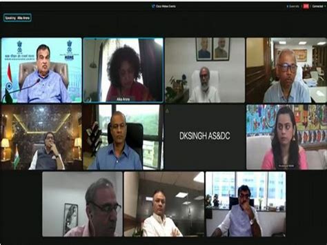 Gadkari calls for creation of ratings system for MSMEs