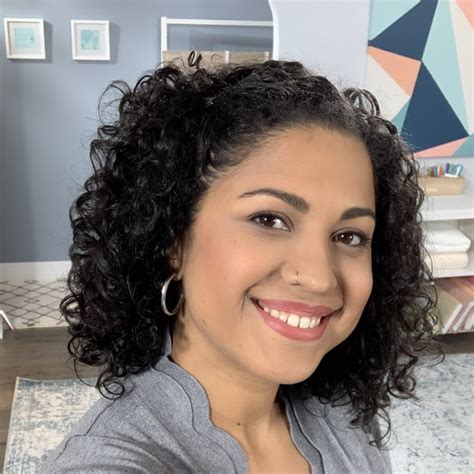 Crafty Gemini Tutorials Sewing Machine 的图像结果