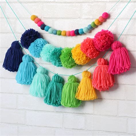 fall yarn garland