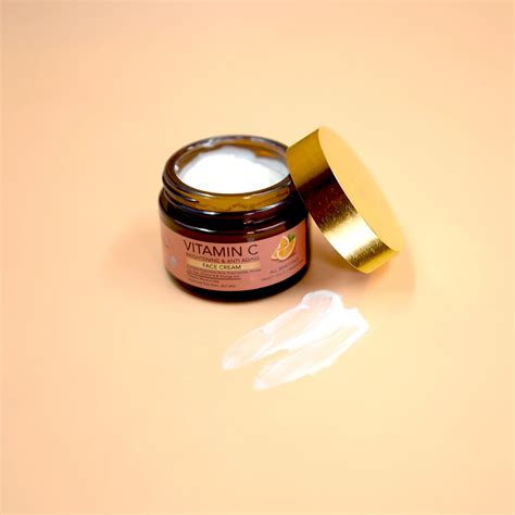 Vitamin C Brightening & Anti Aging Face Cream