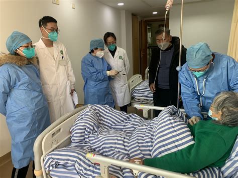 让床位资源“转起来”！新冠老人病情趋稳，松江分级诊疗实现“家门口住院”
