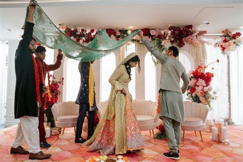 13 Muslim Wedding Rituals and Everything You Need to Know About the ...