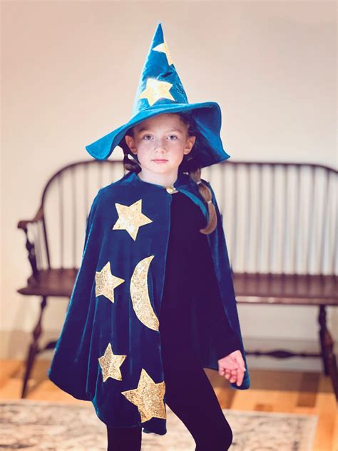 Kids Wizard Magician Magical Costume and Hat for Halloween and Dress up ...