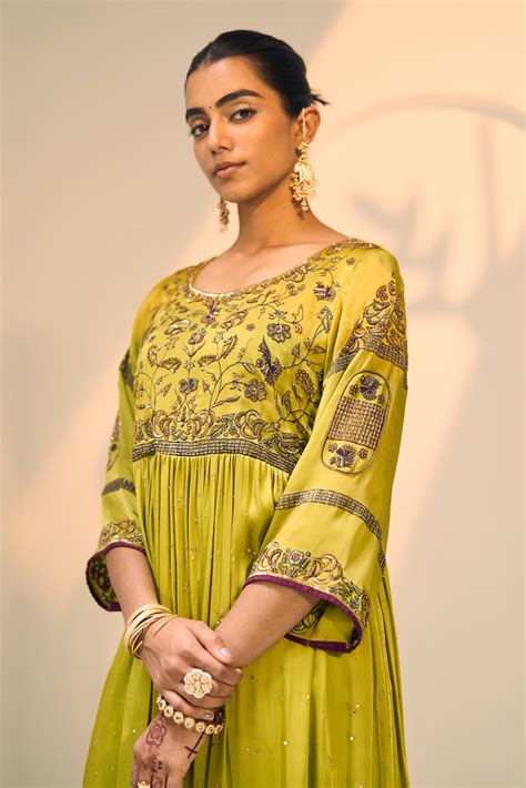 Green Lavanya Kurta Set – Sarang Kaur