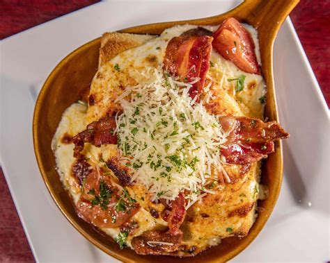 Louisville's Brown Hotel's Original Hot Brown Recipe