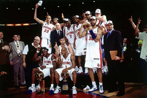 2003年NBA总决赛 马刺vs篮网 全部六场录像回放 - 哔哩哔哩
