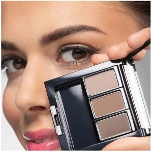 KAIASHA Natural Look Eyebrow enhancer palette With 3 Shades 10 g ...