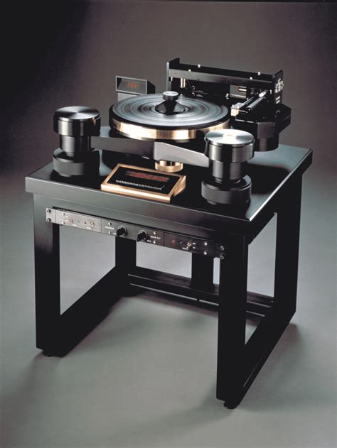 Reference Turntable & Blu-ray / DVD player